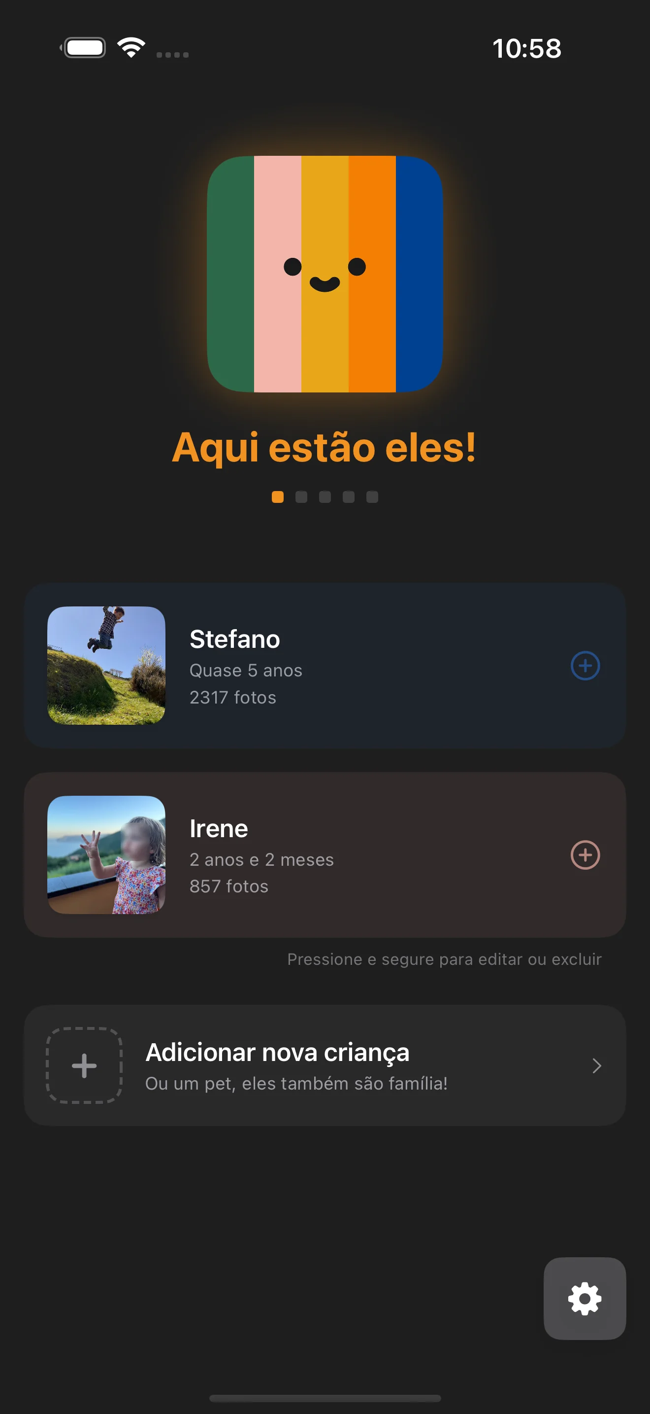 Painel de crianças com perfis e fotos